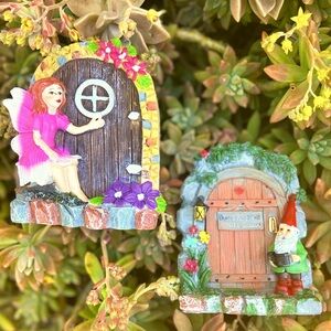 🌿 Fairy & Gnome Garden Door Decor Set – 2 Pieces (5” x 4” x 1.5”)